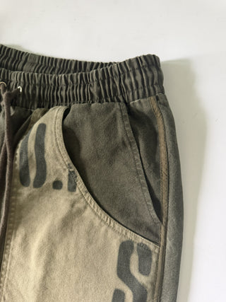 MILITANT SHORT